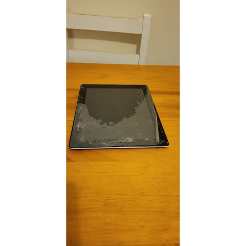 Apple iPad A1395 Silver Wi-Fi Bluetooth 9.7" LCD (512MB+16GB) Dual-Core Tablet - Picture 4 of 8