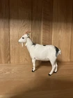 ROYAL DOULTON NIGERIAN POT BELLIED PYGMY GOAT NO. DA223