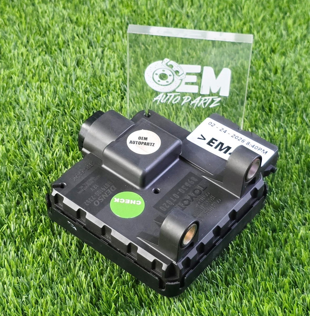 Toyota Venza 2009-2011 Transmission Control Module TCM TCU 89530