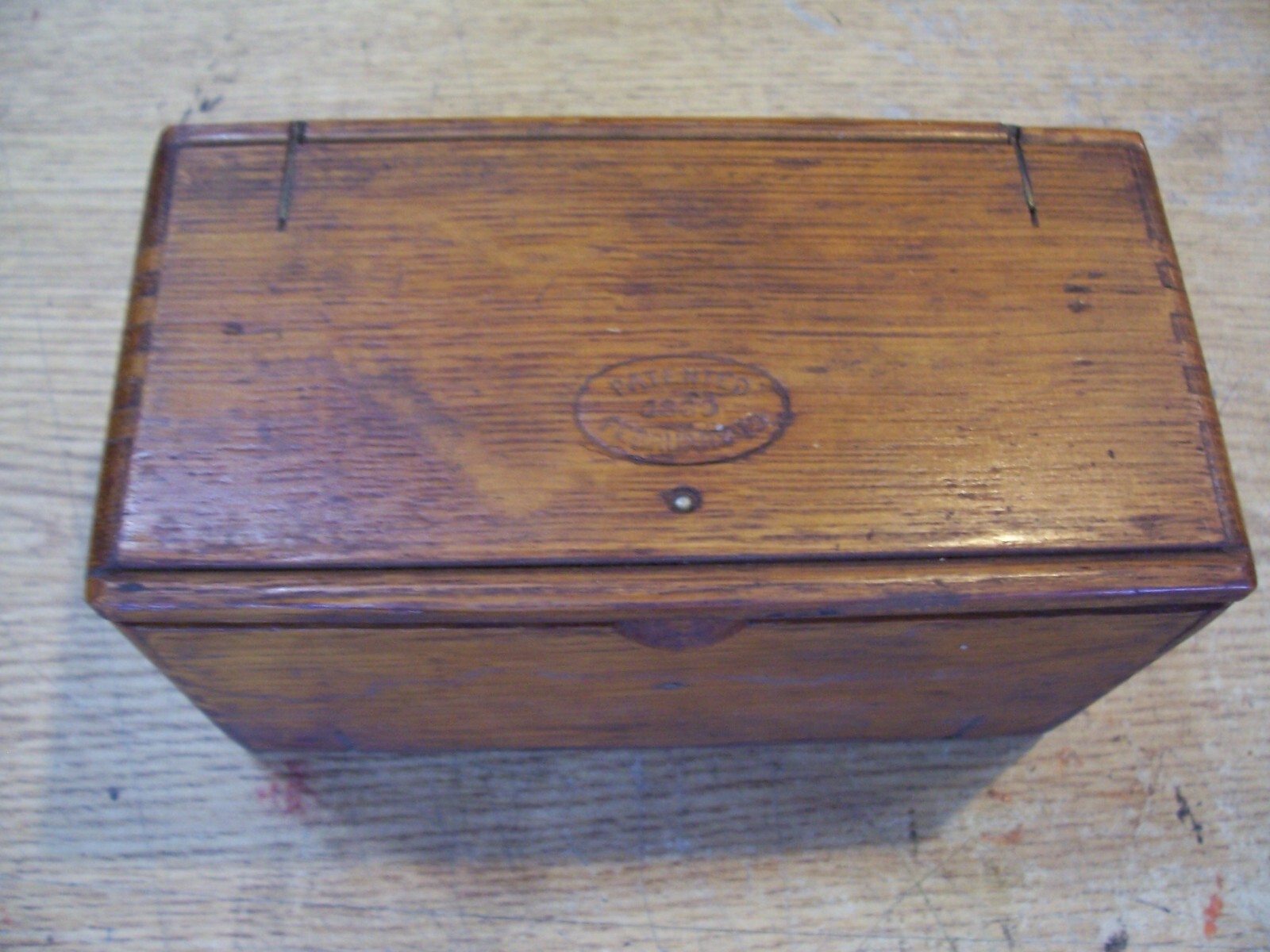 Vintage Singer Sewing Machine Wood Attachment Box & Some Att., Feb