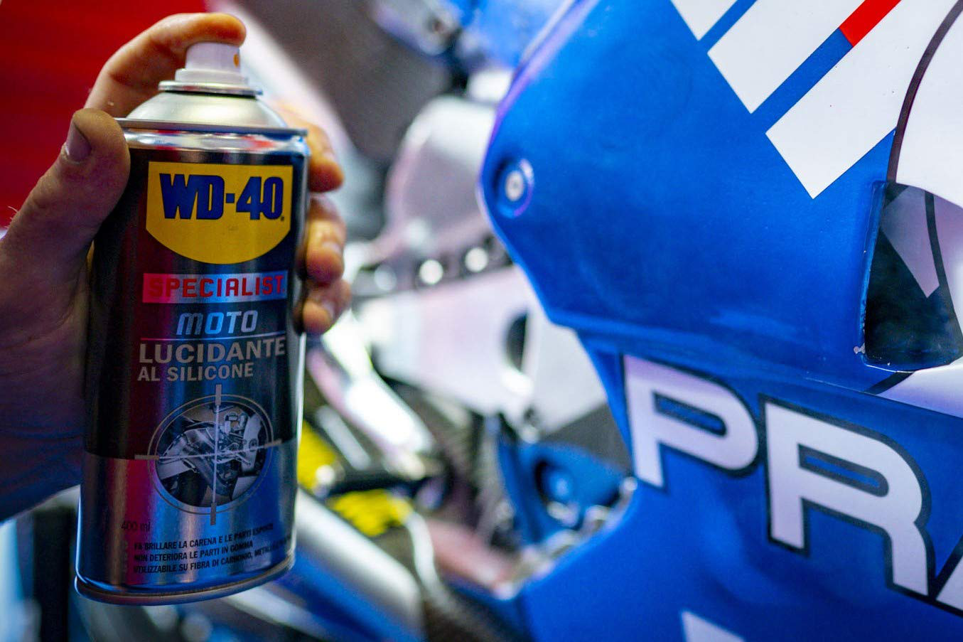 Spray Lucidante WD-40 Con Cera Di Carnauba - 400ml Per Auto E Superfici Metalliche - Foto 7