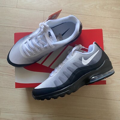 men's air max invigor print running sneakers