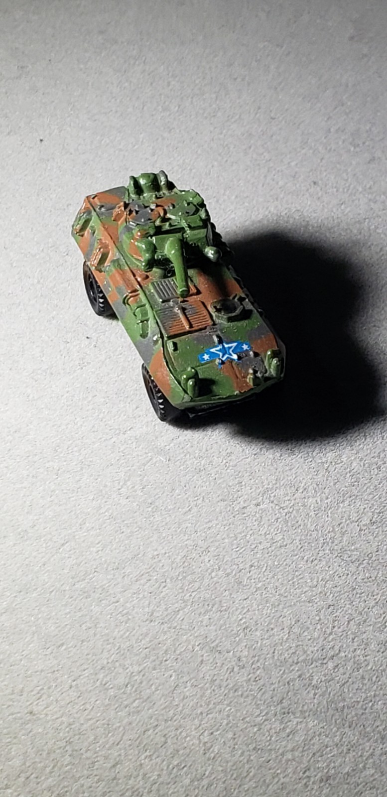 Micro Machine 1997 Armored Vehicle Lav-25 Blue Star