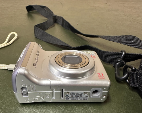Canon Power Shot A550 Digital Kamera / Digicam 7.1 MP 4x Optical Zoom - Picture 4 of 13