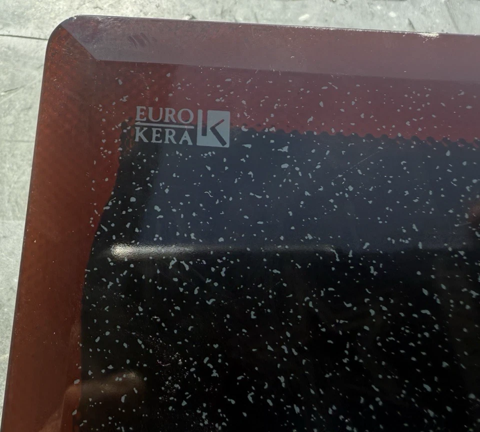 Kenyon Mediterranean dos quemadores techo liso placa de cocción eléctrica texturizada negra Foto 2 de 4