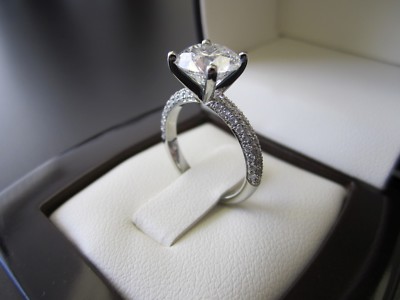 1.5ct Round Cut Classic Simulated Diamond Solitaire Ring 14k White Gold Plated