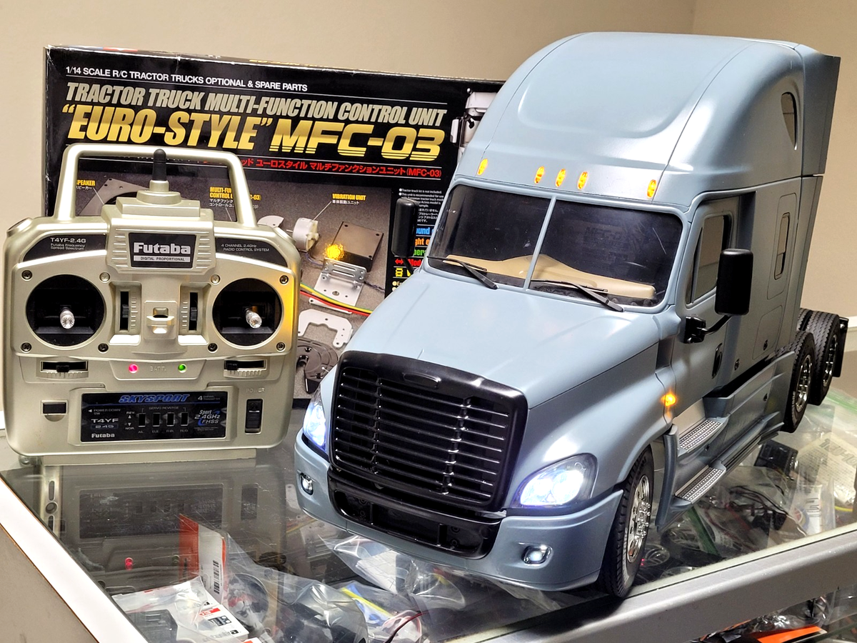 タミヤ 1/14 マルチファンクション MFC-03. タミヤ 1/14 トレーラー