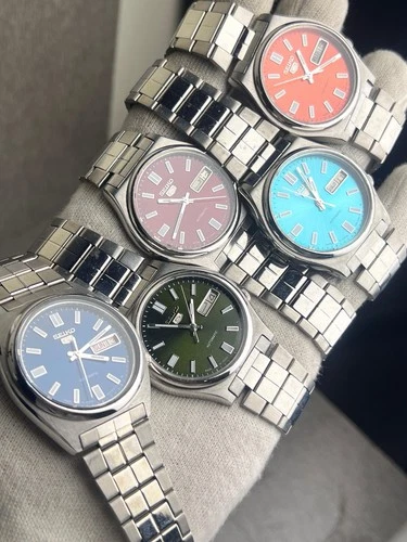 Lot of 5 Vintage Seiko 5 Automatic Men's Watches Day Date Japan 7009