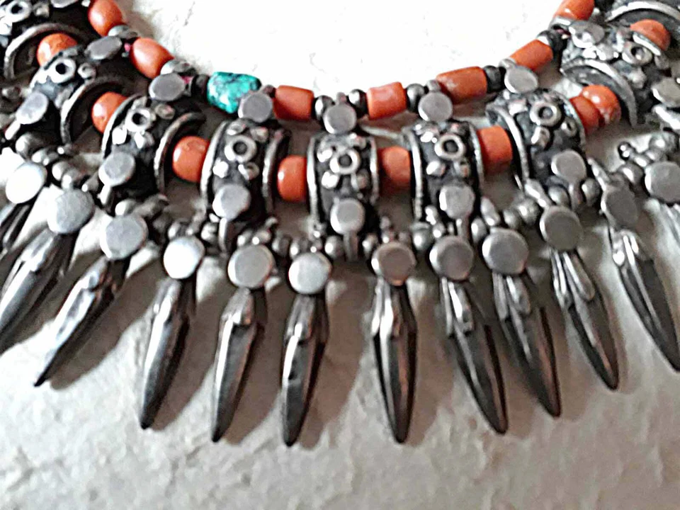 Antica collana etnica da Ladakh-piccolo Tibet-argento corallo e turchese 42 cm . - Immagine 2 di 4