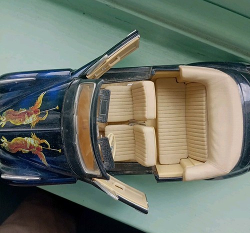 1955 BMW 502 Convertible 'Fantasy' Scale 1:18 Maisto '55 FREE POST - Picture 4 of 13