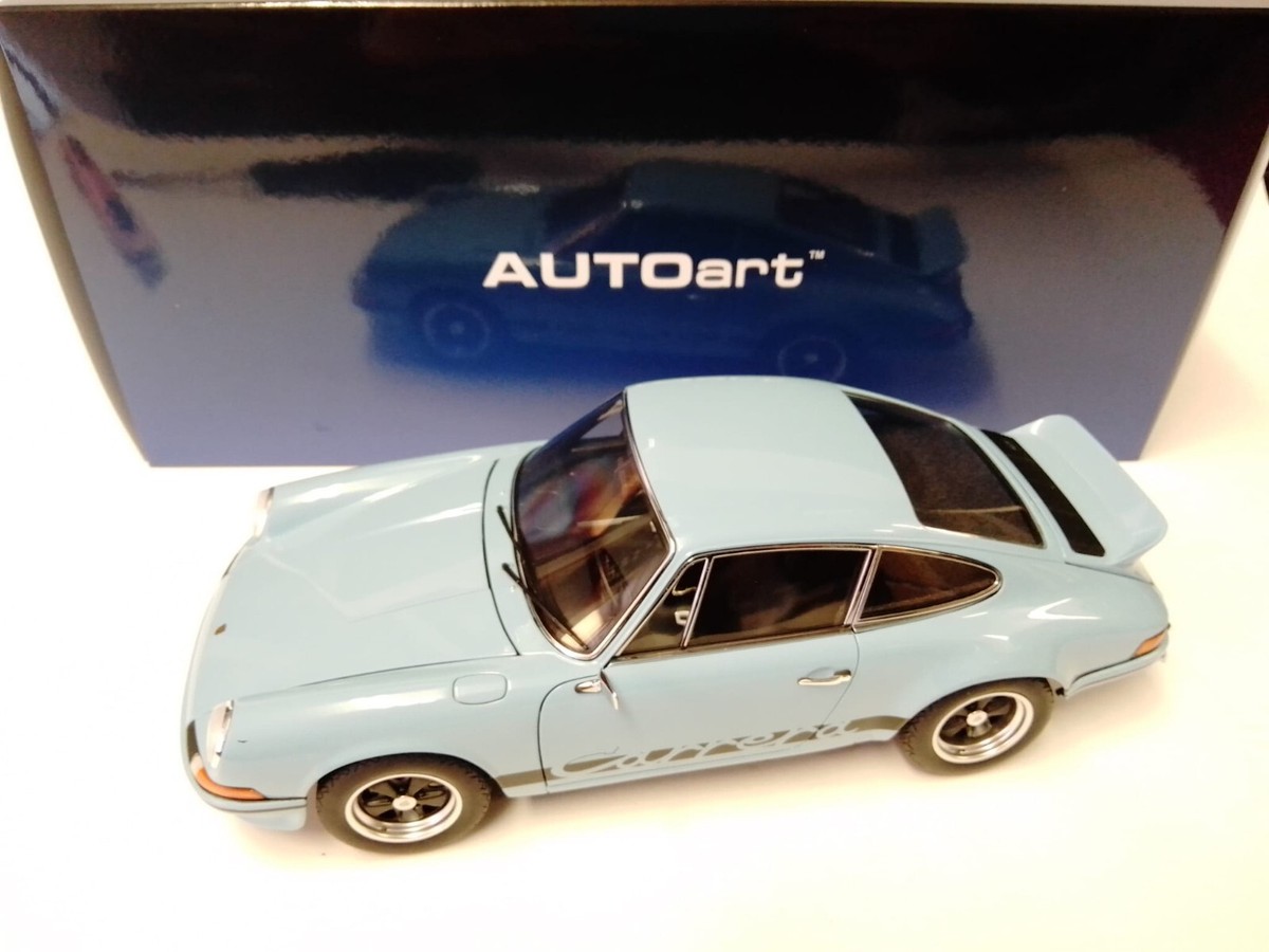 Autoart Porsche 911 Carrera RS 2.7 Gulf Blue Black Stripes 1