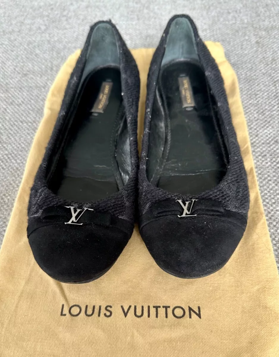 The best flat shoes brand hot sale