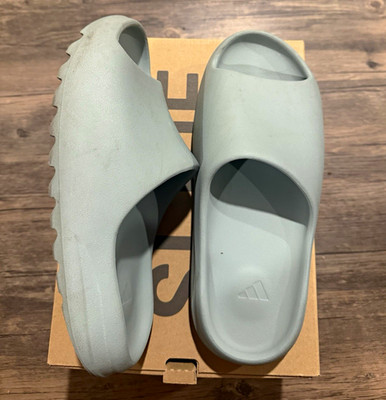 adidas Yeezy Slide Men's Gray Rubber Slip-On Sandal US 13 ID5480