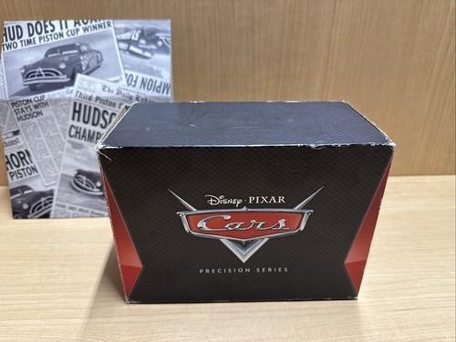Disney Pixar Cars *Precision Series* 2016 SDCC Exclusive Fabulous Hudson Hornet - Picture 7 of 11