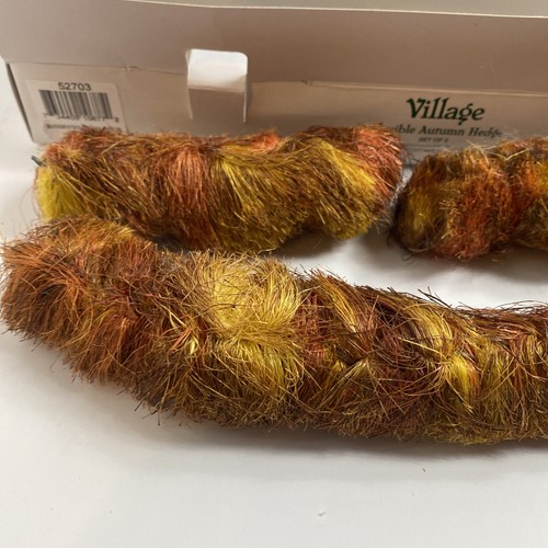 Dept 56 - Flexible Autumn Hedge - Village Accessories - 52703 - Set of 2 - Picture 2 of 7