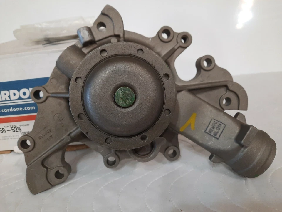 Bomba de agua A1 Cardone 58-212 bomba de agua remanufacturada Foto 3 de 4