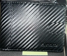 Runbox Carbon Fiber Slim RFID Blocking Wallet for Men – Minimalist Bifold – New