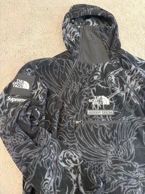 Excellent Condition] Supreme x The North Face Steep Tech Fleece