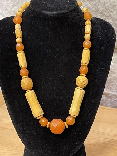 Vintage Bakelite Beaded Necklace Yellow Orange 18in Fashion Jewelry