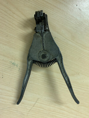 Vintage IDEAL Stripmaster AWG 8 - 22 L-4421 Federzug Kabel Abisolierer