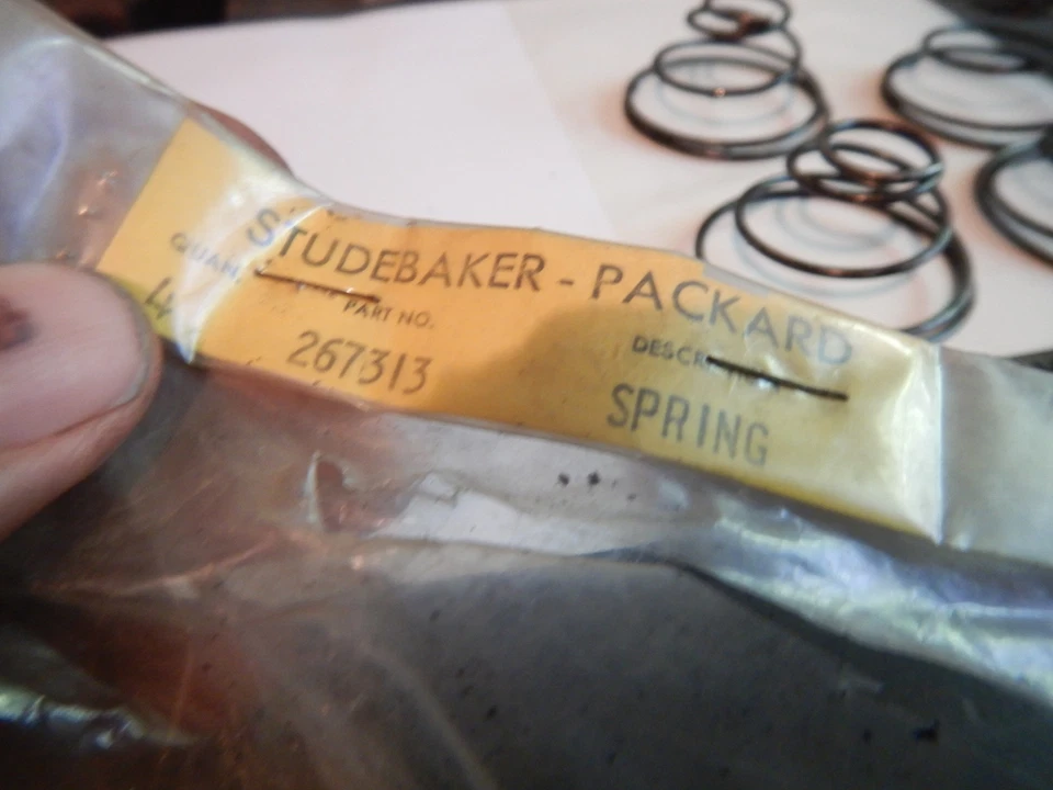 (4) NOS STUDEBAKER PORTA JANELA MANIVELA ALÇAS MOLAS COTOVIA FALCÃO COMANDANTE CAMPEÃO - Imagem 2 de 3