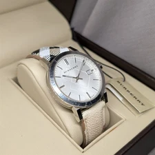 BU9000 Burberry The City Unisex Swiss stainless steel watch with leather band