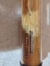 1991 Atlanta Braves team signed bat