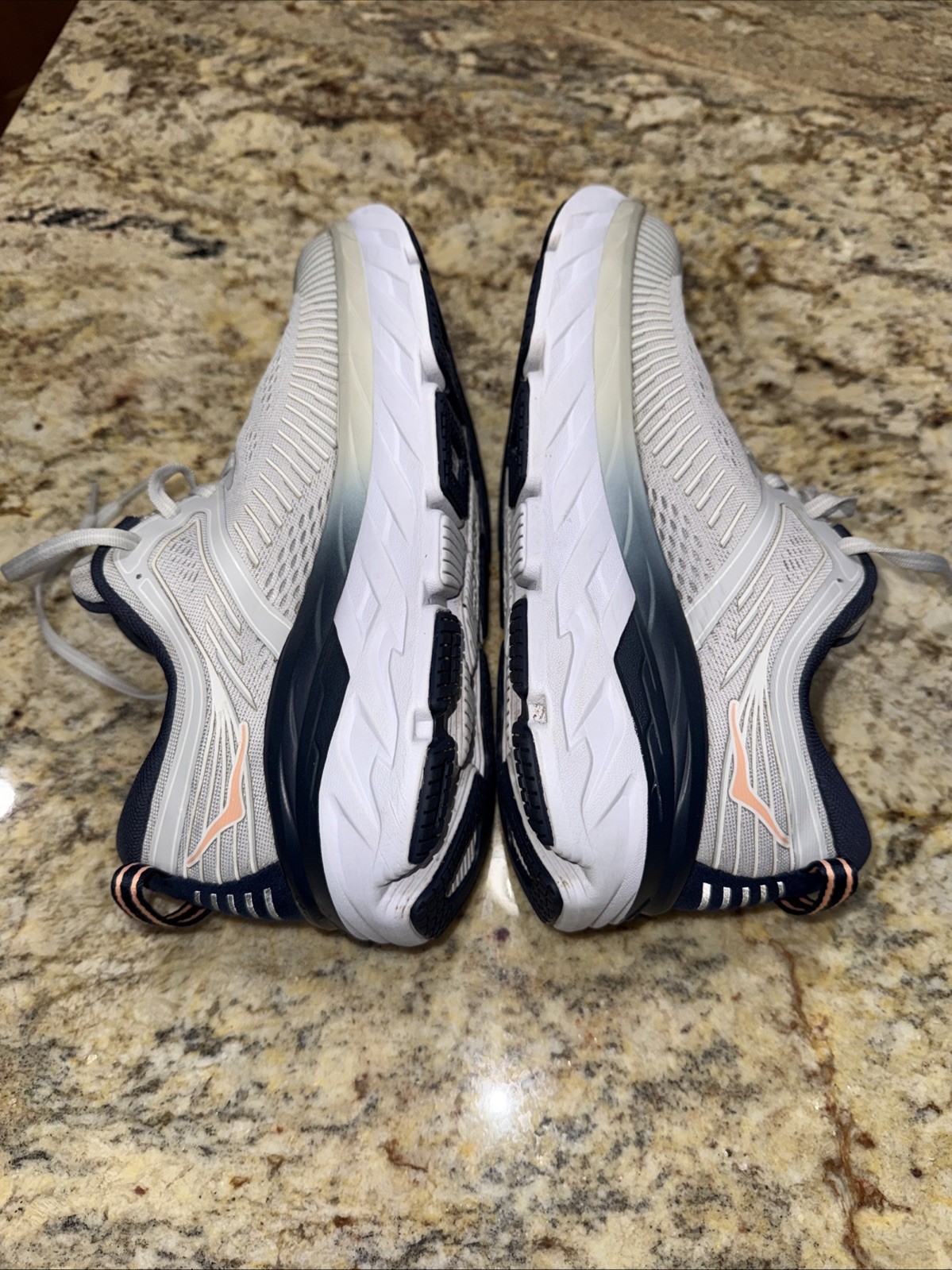 Hoka One One Bondi 7 Women's Size 9 Running Shoes Lunar Rock Gray Comfortable thumbnail 8