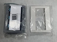 NEW Deako 3-Gang Backplate and Faceplate, Simple Rocker Switch, DS-BS3X-WHNL-UCQ