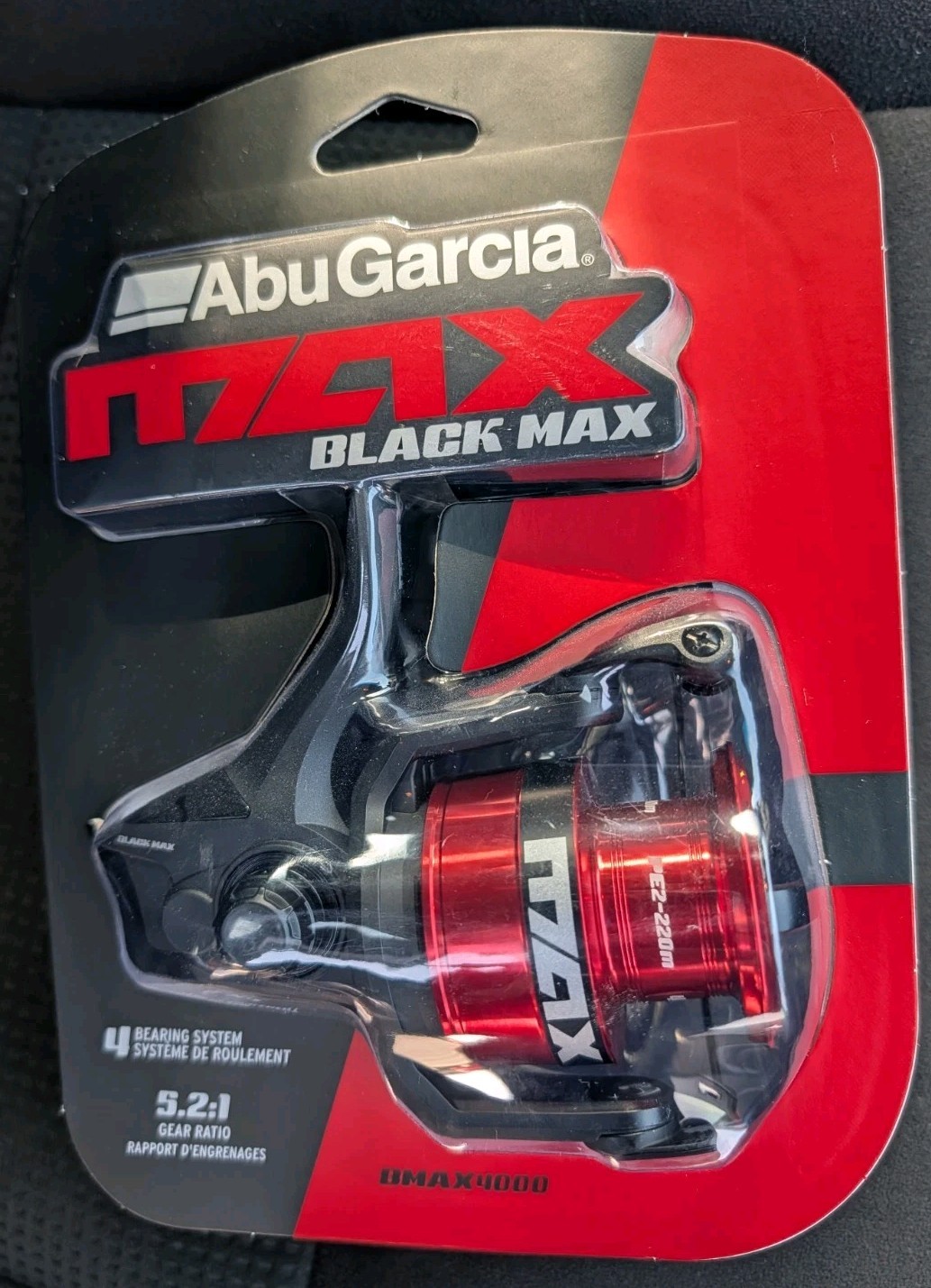 NEW - Abu Garcia Max Black Max BMAX4000 Fishing Spinning Ree