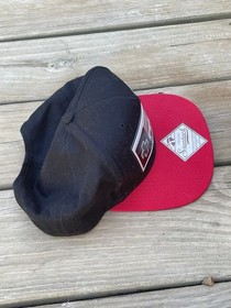 Nintendo Unisex Red Black Video Game Controller NES Official Snapback Gamer Hat