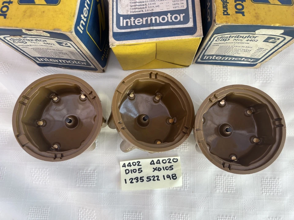  Vauxhall Carlton Royal Viceroy Opel Monza Senator  etc 3 x Distributor Caps   - Image 3 of 4