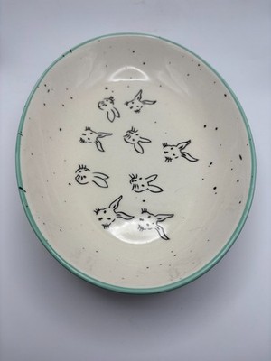 Meritage-Rabbits-Bunnies-Bunny Face-Speckled Oval Plate 8''L