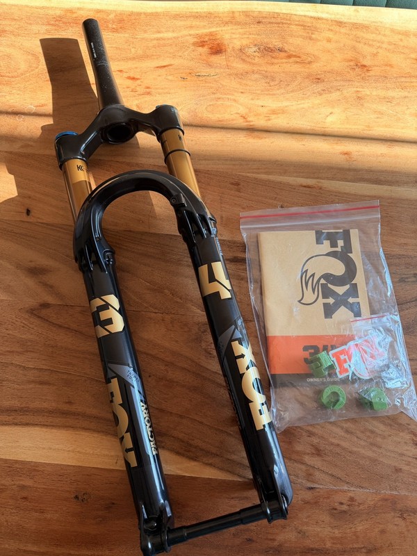 FOX 34 Factory 2025 | 29" | 130mm | 44mm | Grip X | 15x110