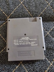 10 Yard Fight - Nintendo NES Game Authentic