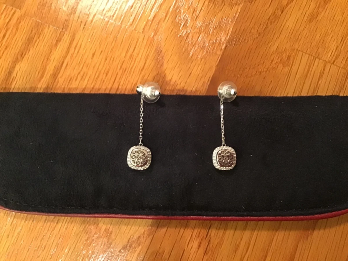 Swarovski lattitude sale earrings