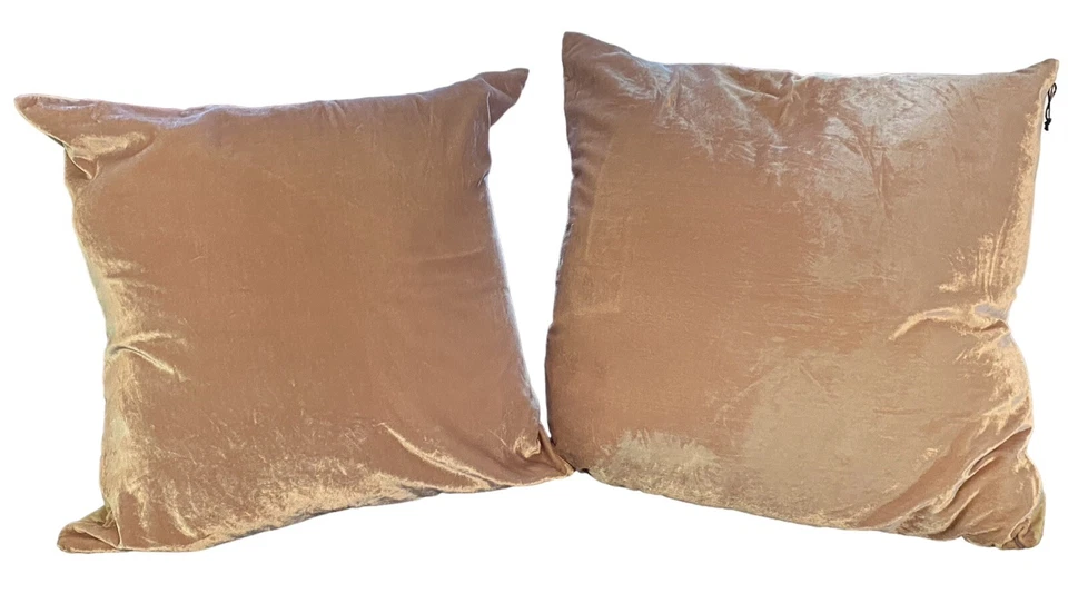 West Elm Lush Velvet Pillow Cover Set 24" XL Blush Pink Set Of 2 Large PLUSH - Image 4 of 4