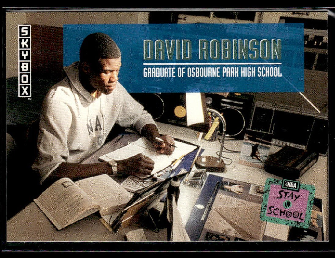 David Robinson #320 Basketball Cards 1992 Skybox trading card — raw and PSA graded price guide