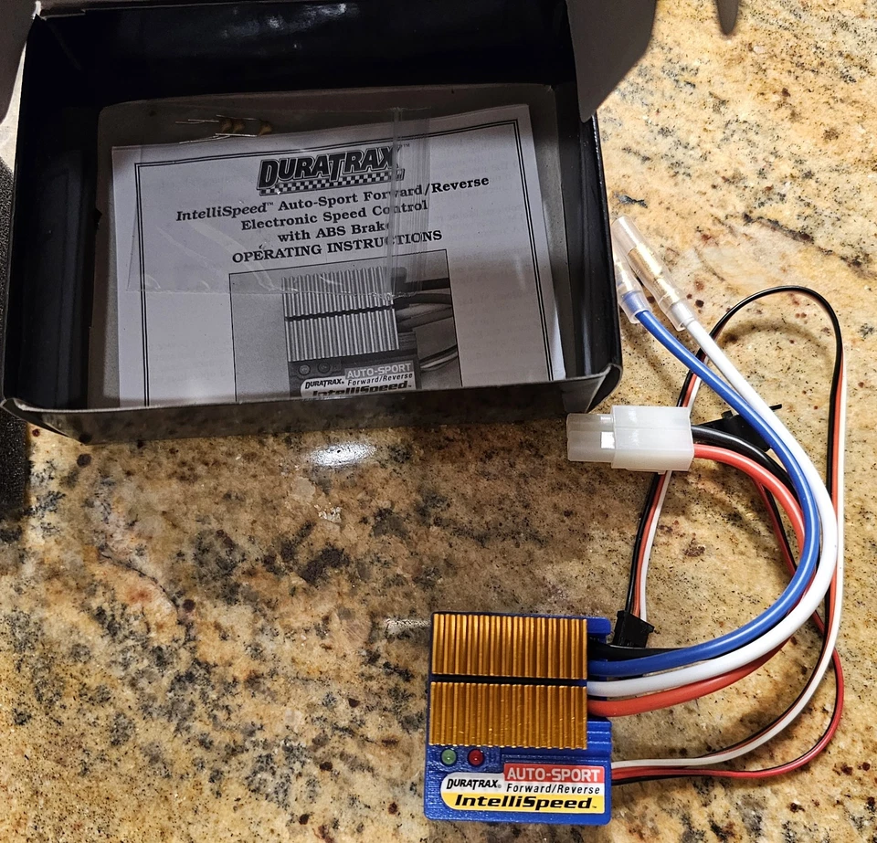 Duratrax IntelliSpeed DTXM1059 Auto Sport Forward /Reverse ESC With ABS Brake - Image 3 of 4