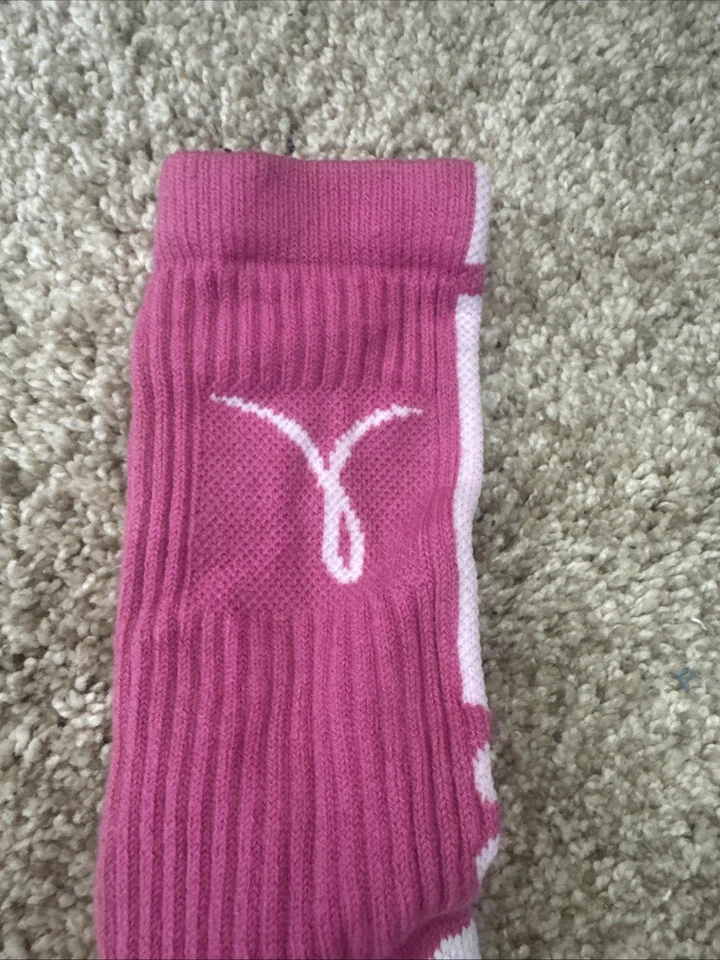 2011 NIKE KAY YOW BREAST CANCER BCA ELITE DRI-FIT CREW SOCKS White PINK L 8-12 - Image 3 of 4