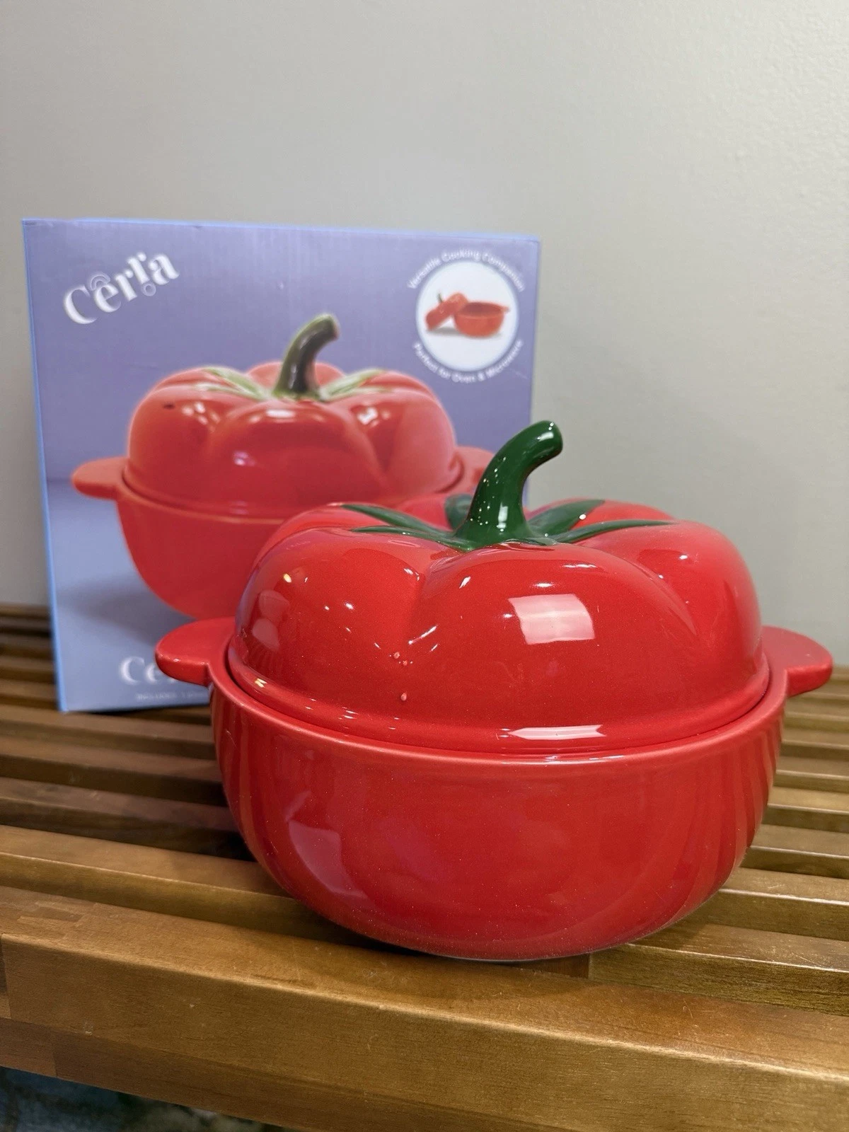 Cerra Red Tomato Ceramic Casserole Pot With Lid NEW NIB