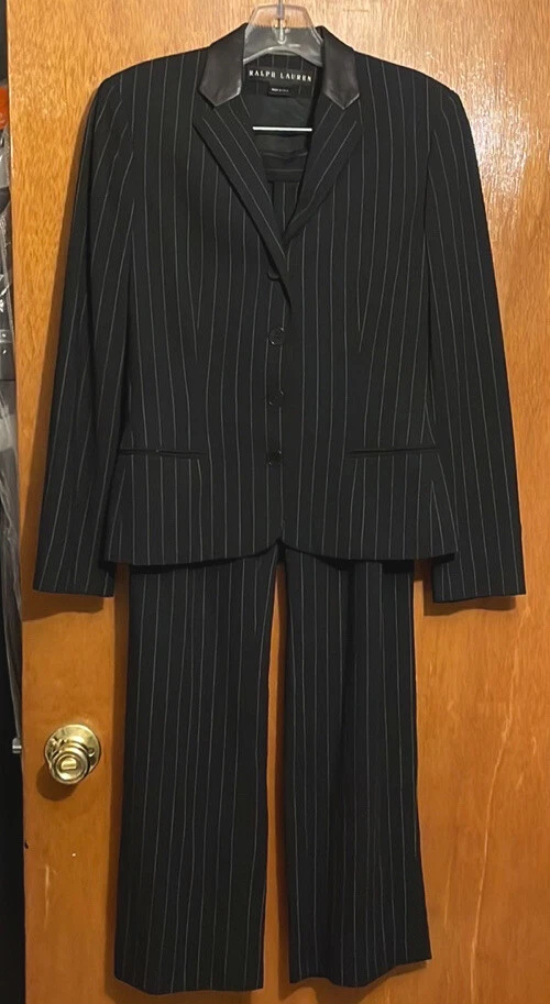 Terno listrado clássico etiqueta preta RALPH LAUREN com gola superior de couro tamanho 2 - Imagem 2 de 4