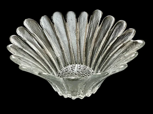 Blenko Art Glass Scalloped Daisy Bowl 12” Centerpiece Bowl Hand Crafted Perfect