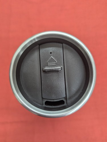 BICCHIERE DA VIAGGIO ISOLATO JAGUAR 16 OZ. CONTIENE GLI ARTICOLI FREDDI O CALDI $12,95 - Foto 6 di 6