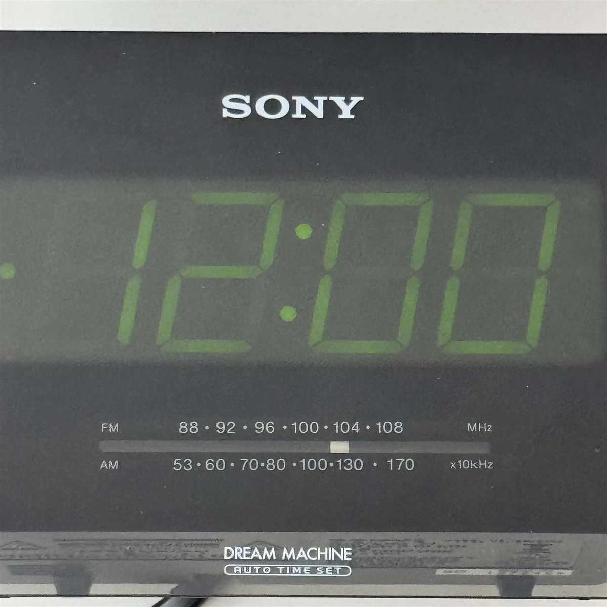 Reloj Despertador Digital SONY Dream Machine Modelo ICF-C414 AM/FM