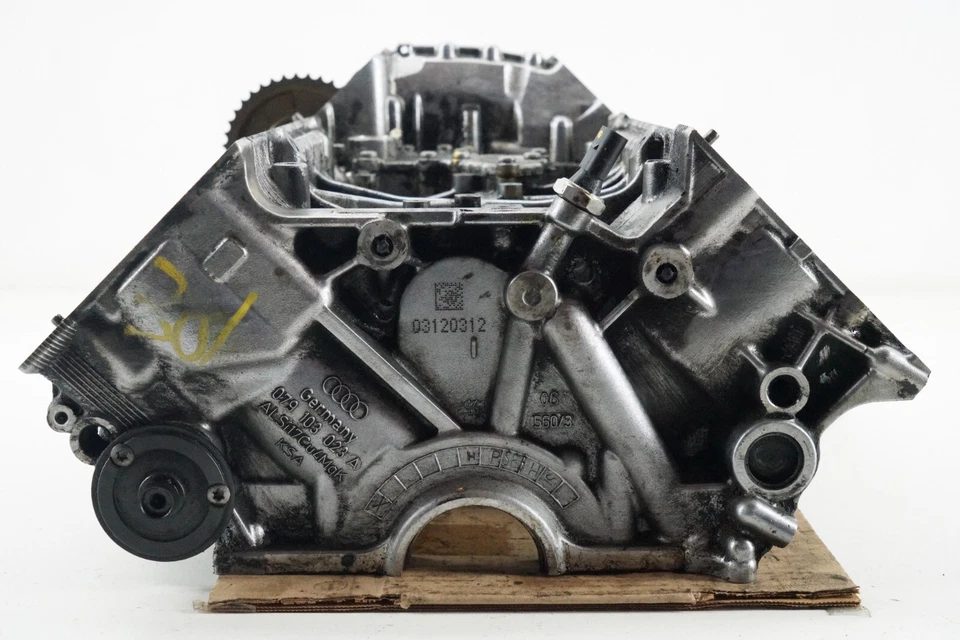 2007-2008 Audi Q7 4.2L Engine Motor Short Block Cylinder Bare ID BAR 079103023A Foto 4 de 4