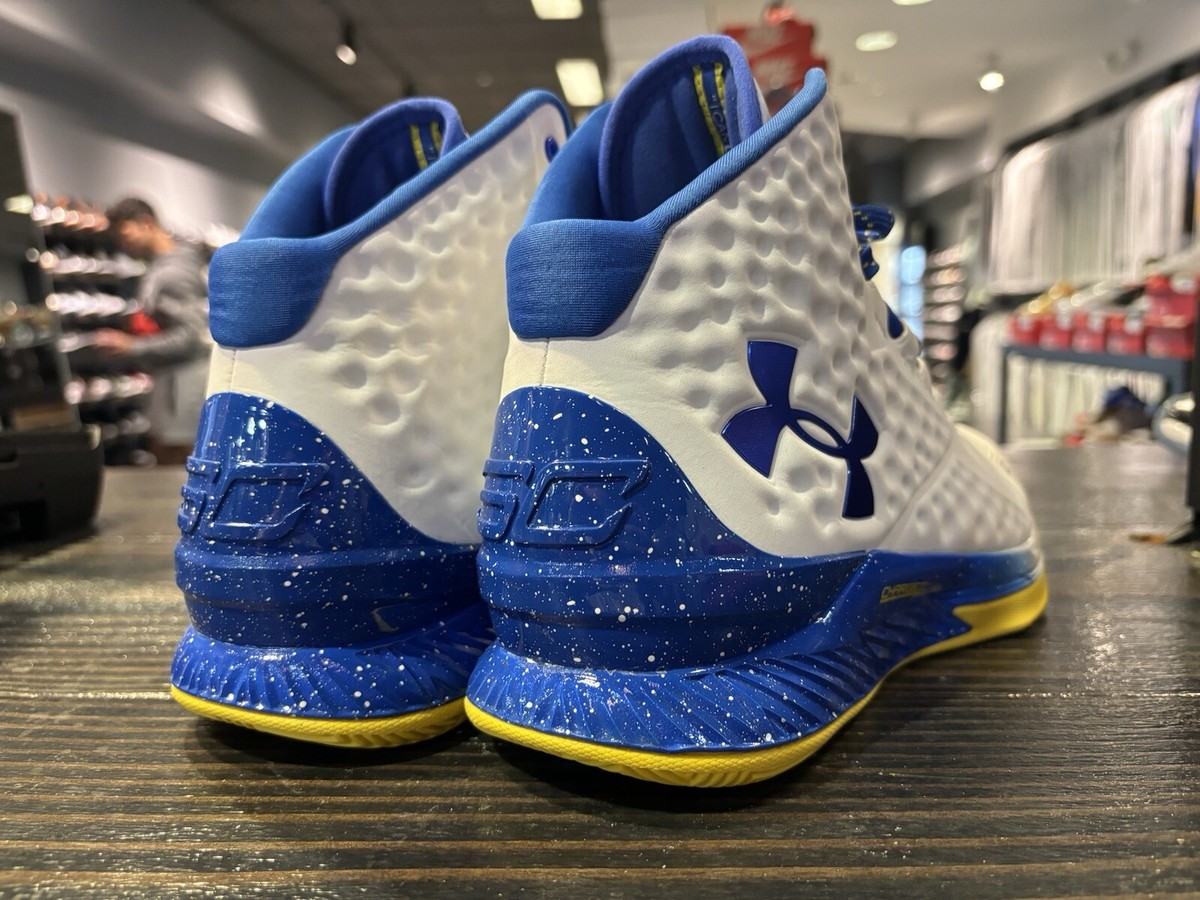 Under Armour CURRY 1 “DUB NATION” 25a0d5a846045cf0ef6f55c696db3b