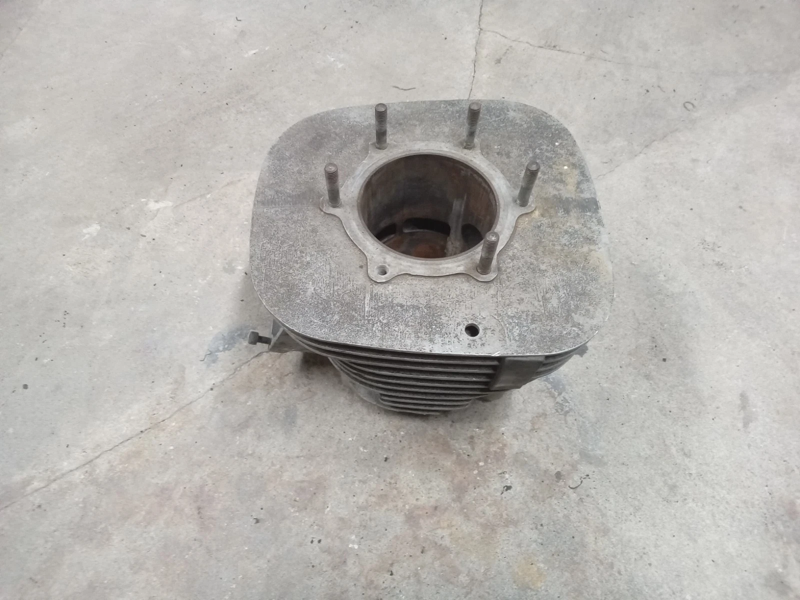 1981 81 1982 82 Yamaha YZ465 IT464 YZ IT 465 cylinder