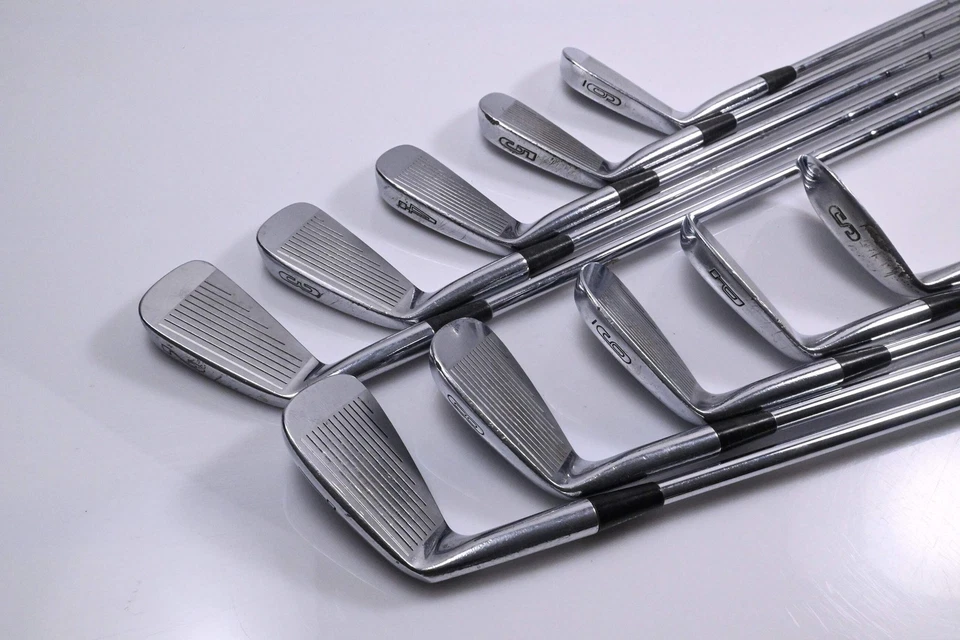 Mizuno TP-9 Irons / 2-PW+SW / Stiff Flex Dynamic Gold S400 Shafts - Image 4 of 4