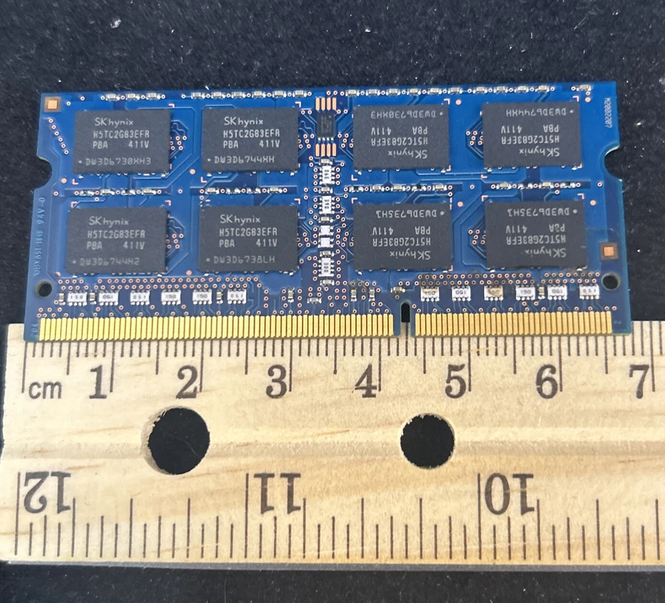 Hynix 8GB (2x4GB) HMT351S6EFR8A-PB 2Rx8 PC3-12800S DDR3 Laptop RAM Memory - Tes - Image 4 of 4